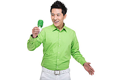 谢俞上课突然把跳d开到最大：音乐赋能课堂，跳D音量激发学习新动力