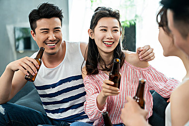 丰年经继拇中文3的特色和影响：创新中文教育软件“丰年经继拇中文3”引领潮流，助力全球学习者实现中文梦想