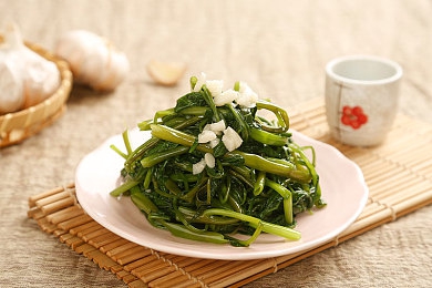 婷婷五月综合网：婷婷五月综合网：海量娱乐资源，轻松观影新体验，畅享生活美好时光