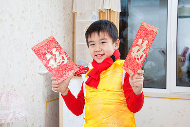 未满十八岁勿进：“公共场所设限，我国多地对未满十八岁青少年实行‘禁入’政策，加强青少年保护力度”-3